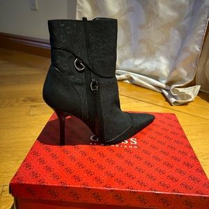 Guess Darron Heel Size 10